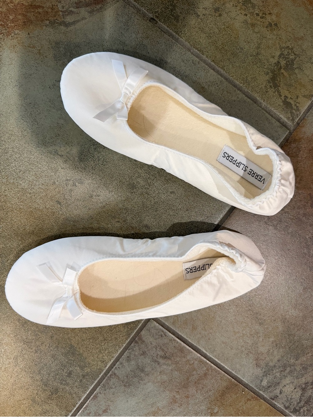 Comfortable & stylish foam slippers for wedding guest